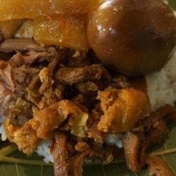 10 Alasan Mengapa Gudeg Luar Biasa: Kuliner Legendaris Yang Memikat Selera