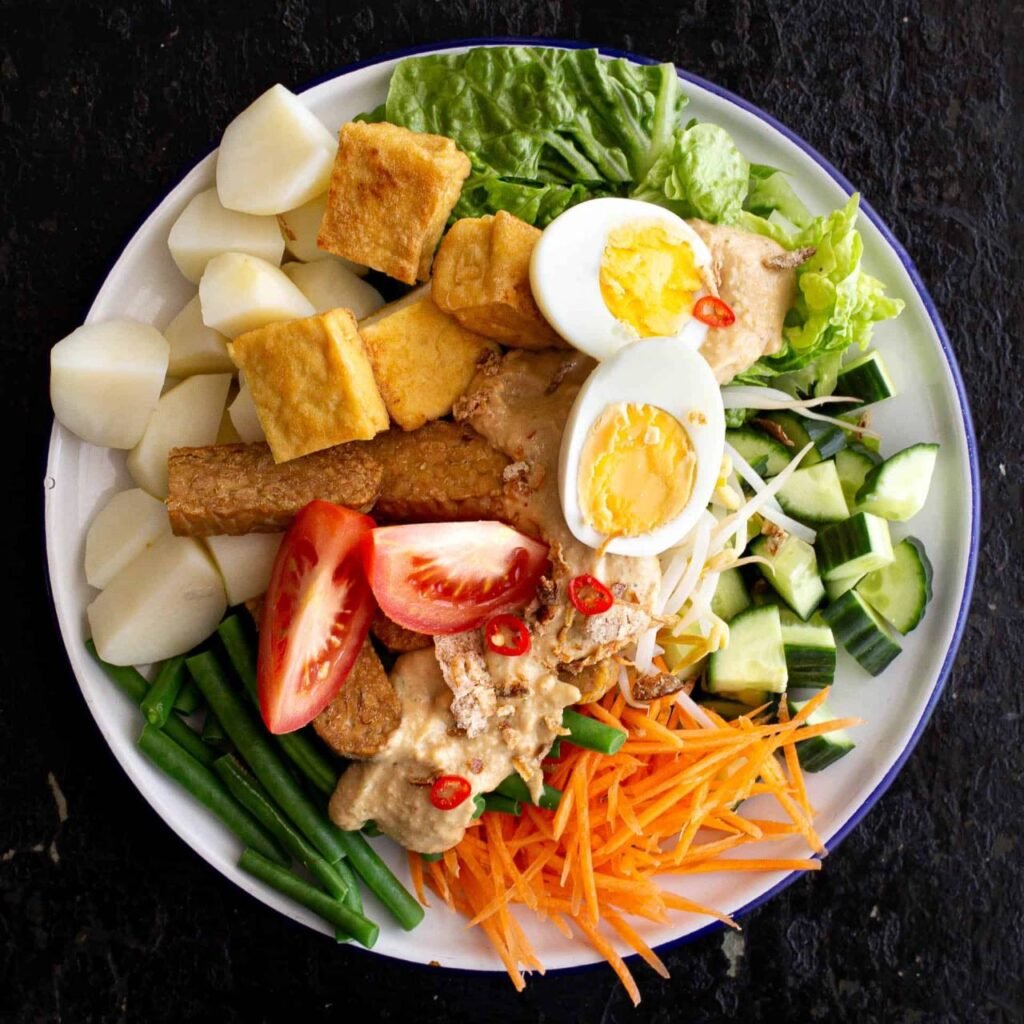 Gado-Gado: Salad Segar yang Bikin Ketagihan!