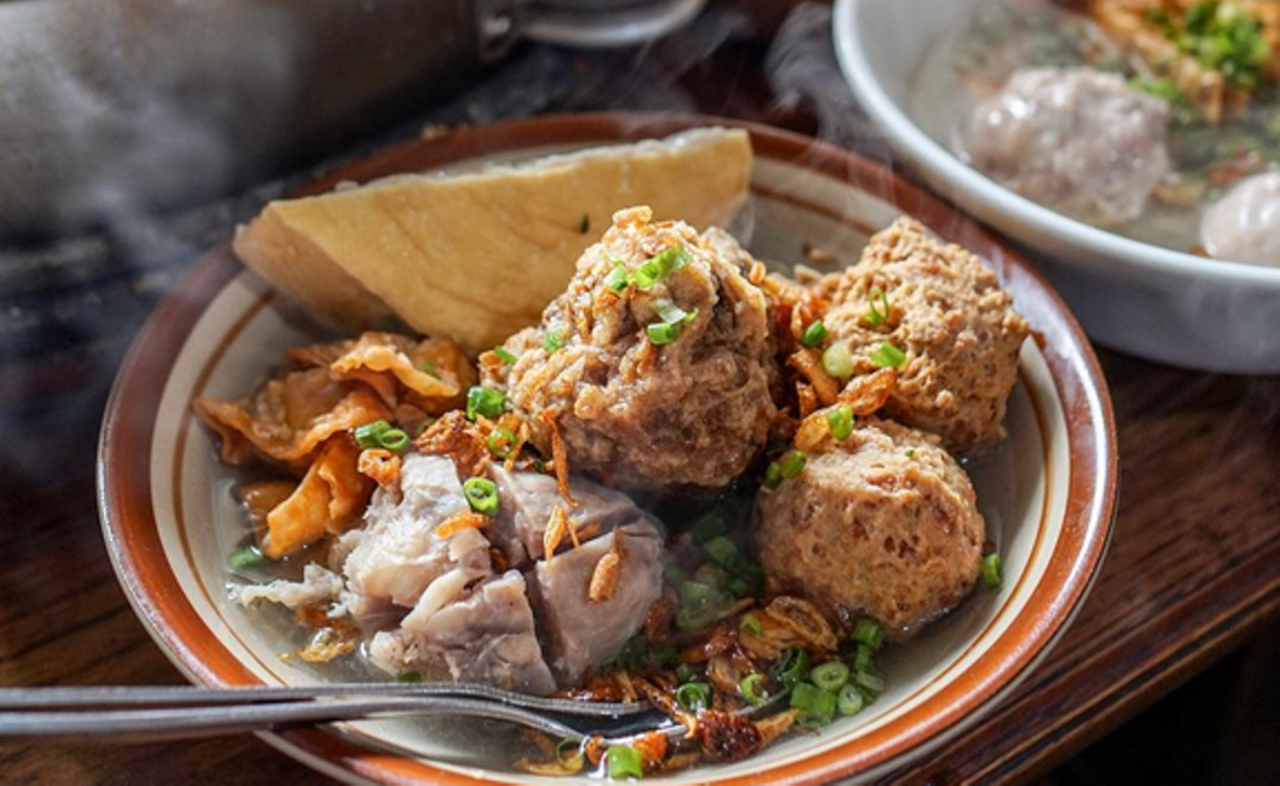 Bakso: Kuliner Legendaris yang Bikin Ketagihan